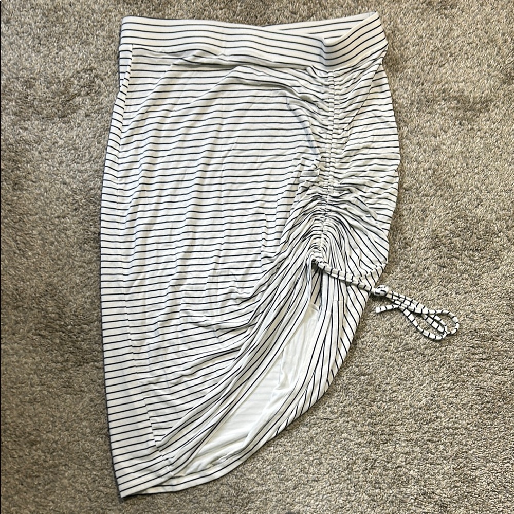 GAP Navy and White Asymmetrical Midi Wrap Skirt